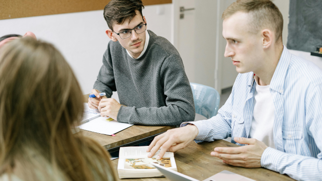 Communication Skills Courses in the UK for Career Development Thumbnail